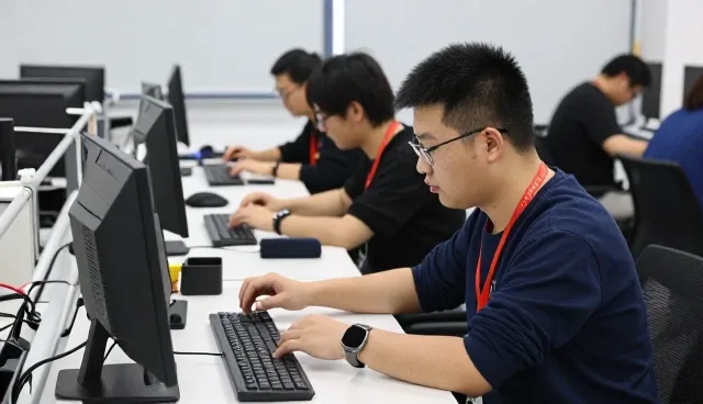 云南菲鲨科技有限公司推动助力企业腾飞向智能化方向发展
